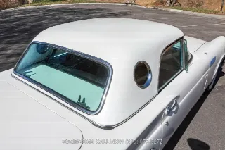 Foto 12 di 24: 1957 Ford Thunderbird