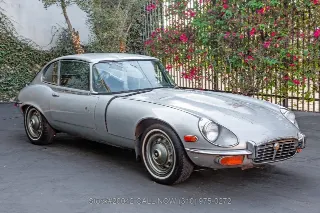 Foto 3 di 24: 1971 Jaguar XKE V12 2+2