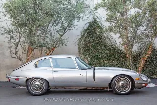 Foto 4 di 24: 1971 Jaguar XKE V12 2+2