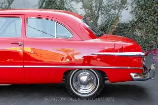 Foto 14 di 24: 1951 Ford Custom Deluxe Tudor Sedan
