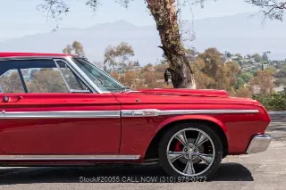 Foto 16 di 24: 1964 Plymouth Fury