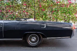 Foto 19 di 24: 1963 Pontiac Bonneville Convertible