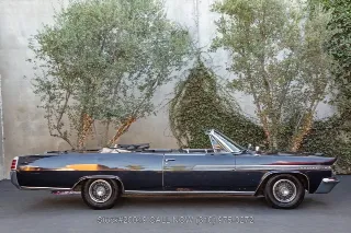 Foto 4 di 24: 1963 Pontiac Bonneville Convertible