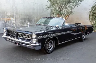 Foto 8 di 24: 1963 Pontiac Bonneville Convertible