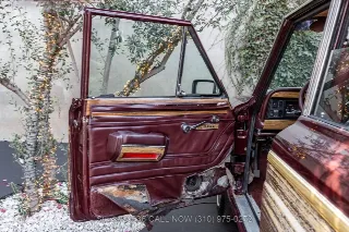 Foto 14 di 24: 1987 Jeep Grand Wagoneer