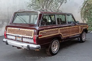 Foto 5 di 24: 1987 Jeep Grand Wagoneer