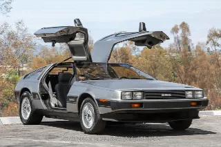Foto 2 di 24: 1981 DeLorean DMC 12