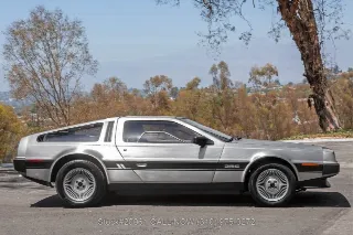 Foto 5 di 24: 1981 DeLorean DMC 12