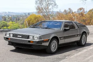Foto 9 di 24: 1981 DeLorean DMC 12