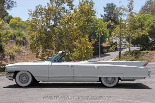 Foto 15 di 24: 1962 Cadillac Series 62 Convertible