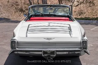Foto 9 di 24: 1962 Cadillac Series 62 Convertible