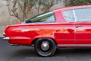 Foto 11 di 24: 1964 Plymouth Barracuda