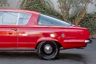 Foto 13 di 24: 1964 Plymouth Barracuda