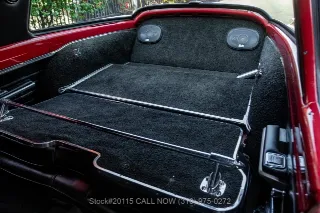 Foto 17 di 24: 1964 Plymouth Barracuda