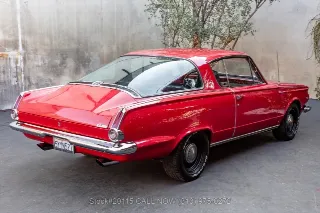 Foto 5 di 24: 1964 Plymouth Barracuda