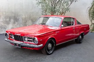 Foto 8 di 24: 1964 Plymouth Barracuda