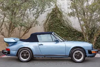 Foto 10 di 24: 1985 Porsche Carrera Cabriolet