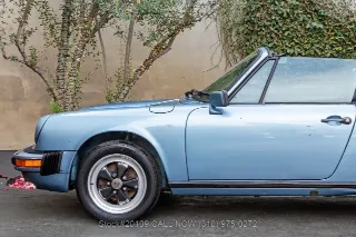 Foto 18 di 24: 1985 Porsche Carrera Cabriolet
