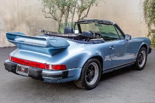 Foto 5 di 24: 1985 Porsche Carrera Cabriolet