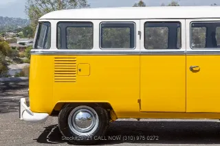 Foto 12 di 24: 1974 Volkswagen 15 Window Brazilian built Type 2 Deluxe Bus