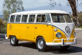 Foto 1 di 24: 1974 Volkswagen 15 Window Brazilian built Type 2 Deluxe Bus
