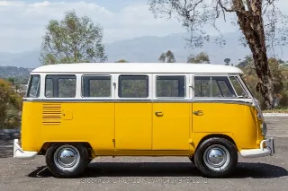 Foto 4 di 24: 1974 Volkswagen 15 Window Brazilian built Type 2 Deluxe Bus
