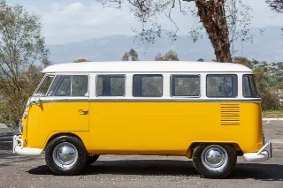 Foto 8 di 24: 1974 Volkswagen 15 Window Brazilian built Type 2 Deluxe Bus