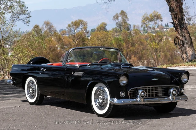 1956 Ford Thunderbird