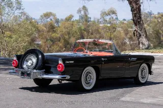 Foto 6 di 24: 1956 Ford Thunderbird