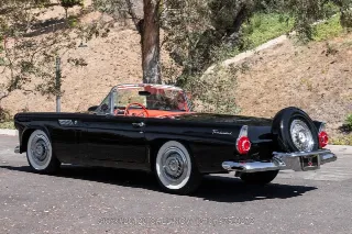 Foto 8 di 24: 1956 Ford Thunderbird