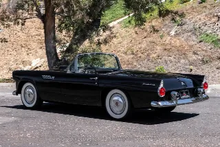 Foto 10 di 24: 1955 Ford Thunderbird