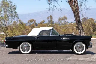 Foto 14 di 24: 1955 Ford Thunderbird