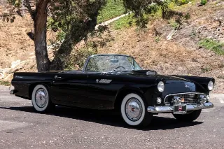 Foto 4 di 24: 1955 Ford Thunderbird