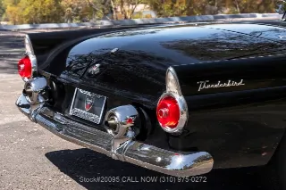 Foto 7 di 24: 1955 Ford Thunderbird
