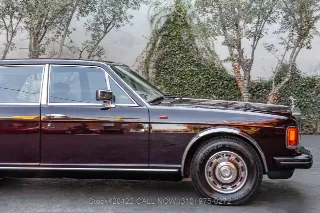 Foto 10 di 24: 1985 Rolls Royce Silver Spirit