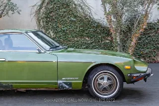 Foto 10 di 24: 1972 Datsun 240Z