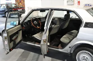 Foto 23 di 30: Alfa Romeo Alfetta 2.0 CEM restauro totale UNICA targa MI!