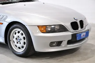 Foto 24 di 30: Bmw Z3 1.8 cat Roadster ASI CRS