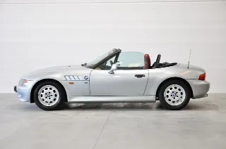 Foto 4 di 30: Bmw Z3 1.8 cat Roadster ASI CRS