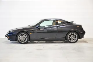 Foto 4 di 30: Alfa Romeo GTV 2.0i V6 turbo cat