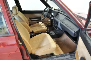 Foto 14 di 30: Alfa Romeo Giulietta 1.6 targhe nere MI