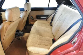 Foto 15 di 30: Alfa Romeo Giulietta 1.6 targhe nere MI