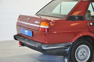 Foto 22 di 30: Alfa Romeo Giulietta 1.6 targhe nere MI