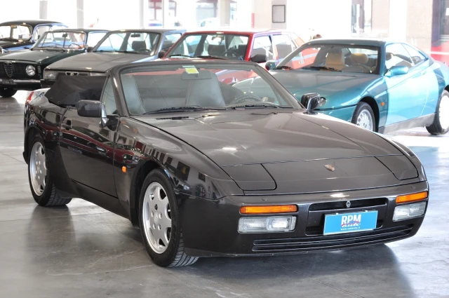 Porsche 944 S2 Cabriolet 3.0 ASI targa MI conservatissima