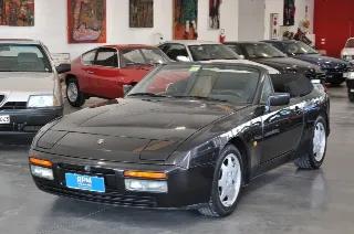 Foto 3 di 30: Porsche 944 S2 Cabriolet 3.0 ASI targa MI conservatissima