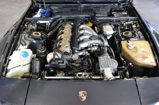Foto 7 di 30: Porsche 944 S2 Cabriolet 3.0 ASI targa MI conservatissima