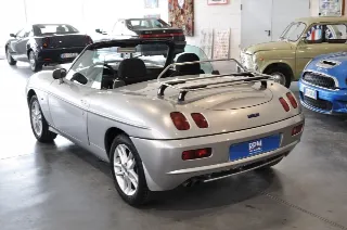 Foto 5 di 30: Fiat Barchetta 1.8 16V distribuzione e tagliando