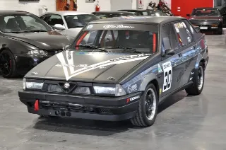 Foto 3 di 26: Alfa Romeo 75 2.0i Twin Spark Trackday Ready