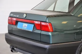 Foto 24 di 24: Alfa Romeo 155 1.8i Twin Spark cat Perfetta