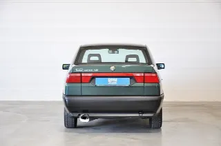 Foto 6 di 24: Alfa Romeo 155 1.8i Twin Spark cat Perfetta